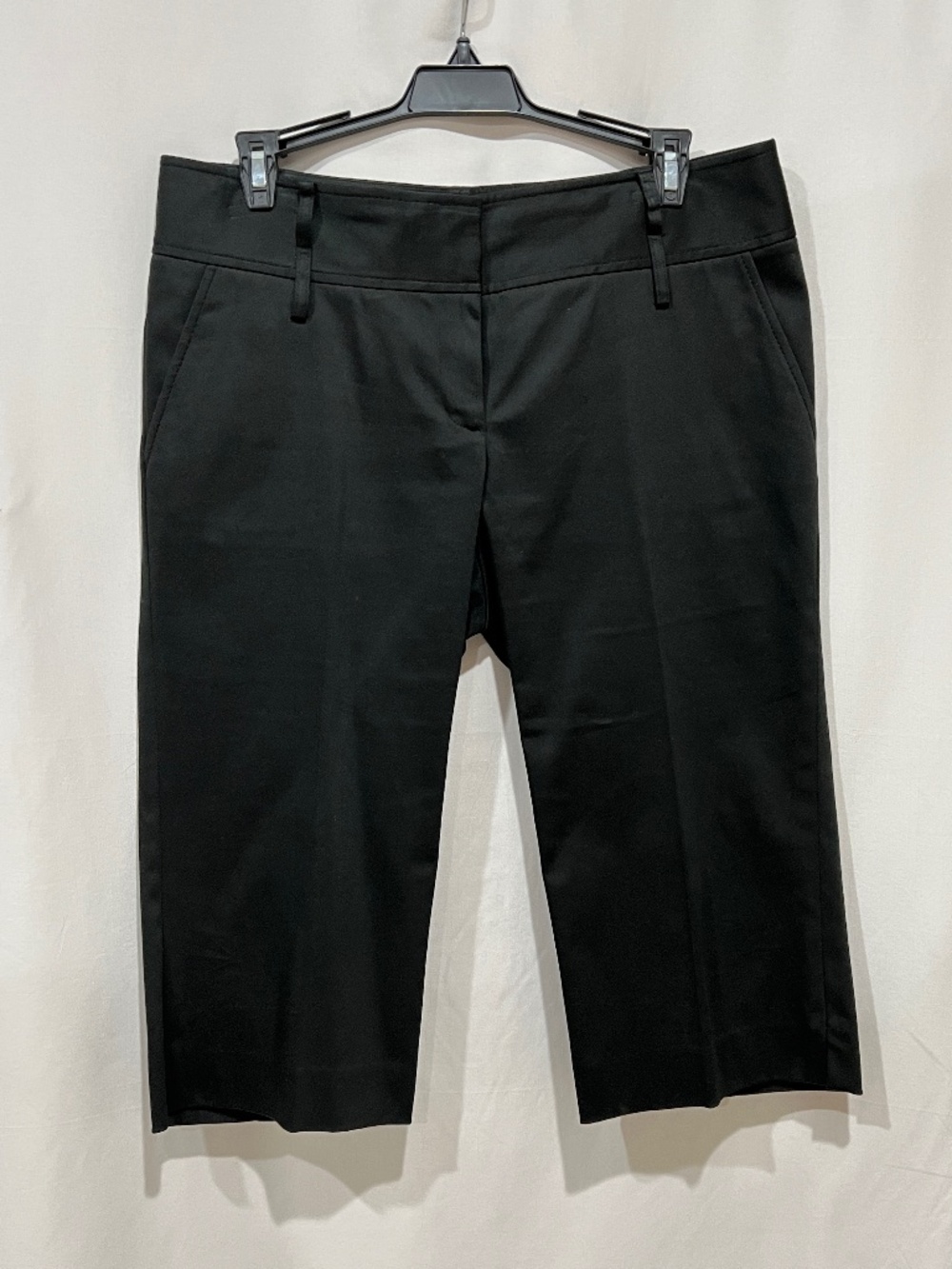Vintage Laundry By Shelli Segal Capri Black pants size 8
